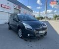 Серый Пежо 5008, объемом двигателя 2 л и пробегом 264 тыс. км за 9899 $, фото 1 на Automoto.ua
