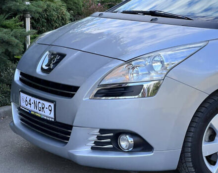Сірий Пежо 5008, об'ємом двигуна 1.6 л та пробігом 190 тис. км за 8900 $, фото 19 на Automoto.ua