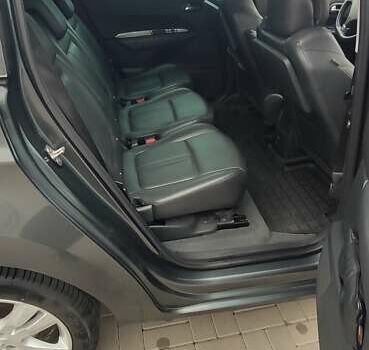 Сірий Пежо 5008, об'ємом двигуна 1.56 л та пробігом 298 тис. км за 10000 $, фото 20 на Automoto.ua