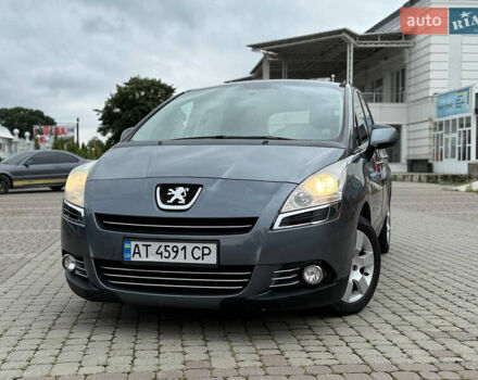 Сірий Пежо 5008, об'ємом двигуна 1.6 л та пробігом 249 тис. км за 6999 $, фото 1 на Automoto.ua
