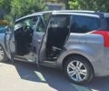 Серый Пежо 5008, объемом двигателя 2 л и пробегом 201 тыс. км за 8300 $, фото 19 на Automoto.ua