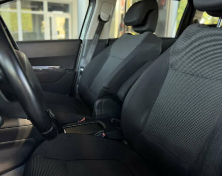 Сірий Пежо 5008, об'ємом двигуна 1.56 л та пробігом 250 тис. км за 7699 $, фото 6 на Automoto.ua