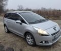 Сірий Пежо 5008, об'ємом двигуна 2 л та пробігом 225 тис. км за 9200 $, фото 5 на Automoto.ua