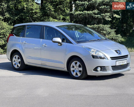 Сірий Пежо 5008, об'ємом двигуна 1.6 л та пробігом 190 тис. км за 8900 $, фото 42 на Automoto.ua