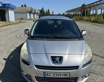 Сірий Пежо 5008, об'ємом двигуна 1.56 л та пробігом 302 тис. км за 6900 $, фото 3 на Automoto.ua