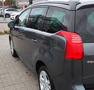 Сірий Пежо 5008, об'ємом двигуна 1.56 л та пробігом 298 тис. км за 10000 $, фото 8 на Automoto.ua