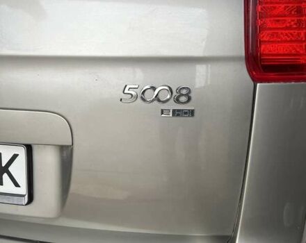 Серый Пежо 5008, объемом двигателя 0 л и пробегом 219 тыс. км за 8550 $, фото 9 на Automoto.ua