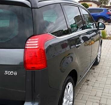 Сірий Пежо 5008, об'ємом двигуна 1.56 л та пробігом 298 тис. км за 10000 $, фото 9 на Automoto.ua