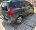 Сірий Пежо 5008, об'ємом двигуна 1.6 л та пробігом 250 тис. км за 8500 $, фото 1 на Automoto.ua