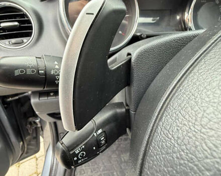 Сірий Пежо 5008, об'ємом двигуна 1.6 л та пробігом 249 тис. км за 6999 $, фото 23 на Automoto.ua