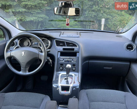 Сірий Пежо 5008, об'ємом двигуна 1.6 л та пробігом 190 тис. км за 8900 $, фото 29 на Automoto.ua