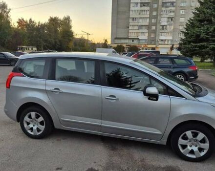 Серый Пежо 5008, объемом двигателя 1.56 л и пробегом 194 тыс. км за 7850 $, фото 7 на Automoto.ua