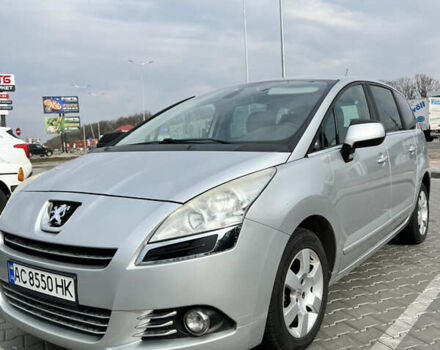 Сірий Пежо 5008, об'ємом двигуна 1.6 л та пробігом 271 тис. км за 8500 $, фото 1 на Automoto.ua