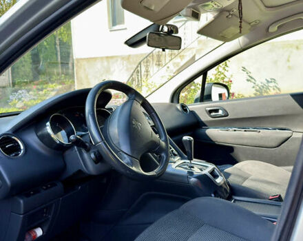 Сірий Пежо 5008, об'ємом двигуна 1.56 л та пробігом 258 тис. км за 8700 $, фото 8 на Automoto.ua