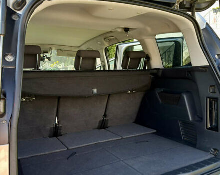 Сірий Пежо 5008, об'ємом двигуна 1.56 л та пробігом 258 тис. км за 8700 $, фото 7 на Automoto.ua