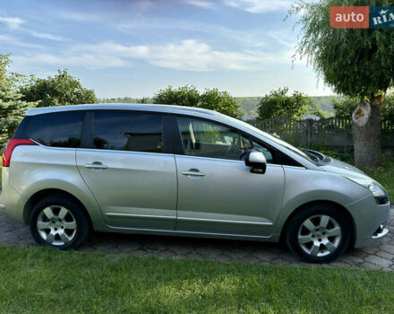 Сірий Пежо 5008, об'ємом двигуна 1.56 л та пробігом 258 тис. км за 8700 $, фото 2 на Automoto.ua