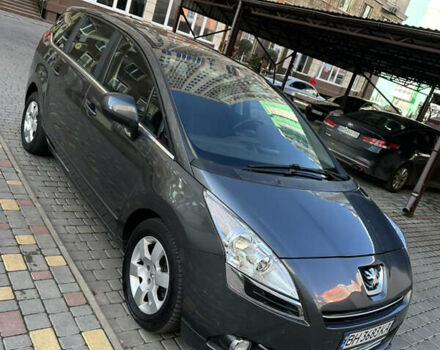 Сірий Пежо 5008, об'ємом двигуна 1.56 л та пробігом 220 тис. км за 8000 $, фото 1 на Automoto.ua