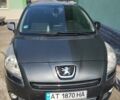 Серый Пежо 5008, объемом двигателя 1.56 л и пробегом 260 тыс. км за 8230 $, фото 1 на Automoto.ua