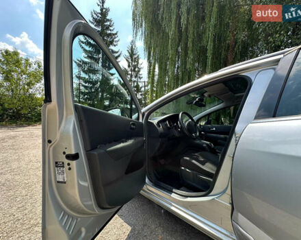 Сірий Пежо 5008, об'ємом двигуна 1.56 л та пробігом 175 тис. км за 8300 $, фото 5 на Automoto.ua