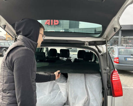 Сірий Пежо 5008, об'ємом двигуна 1.6 л та пробігом 271 тис. км за 8500 $, фото 17 на Automoto.ua