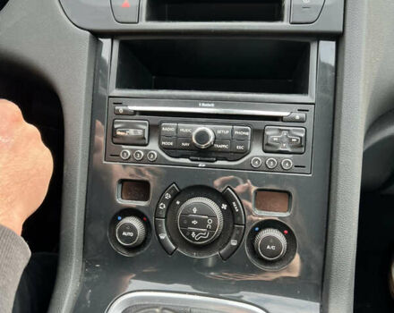 Сірий Пежо 5008, об'ємом двигуна 1.6 л та пробігом 271 тис. км за 8500 $, фото 22 на Automoto.ua