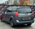 Сірий Пежо 5008, об'ємом двигуна 1.6 л та пробігом 254 тис. км за 8000 $, фото 7 на Automoto.ua