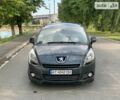 Сірий Пежо 5008, об'ємом двигуна 2 л та пробігом 290 тис. км за 9650 $, фото 5 на Automoto.ua