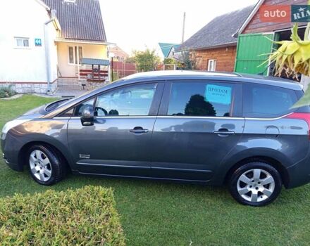 Серый Пежо 5008, объемом двигателя 1.56 л и пробегом 239 тыс. км за 9500 $, фото 1 на Automoto.ua