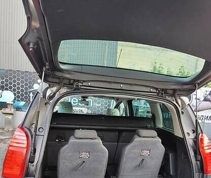 Сірий Пежо 5008, об'ємом двигуна 1.6 л та пробігом 244 тис. км за 9500 $, фото 15 на Automoto.ua