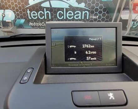 Сірий Пежо 5008, об'ємом двигуна 1.6 л та пробігом 244 тис. км за 9500 $, фото 6 на Automoto.ua