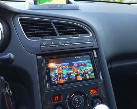 Серый Пежо 5008, объемом двигателя 1.56 л и пробегом 239 тыс. км за 9500 $, фото 11 на Automoto.ua