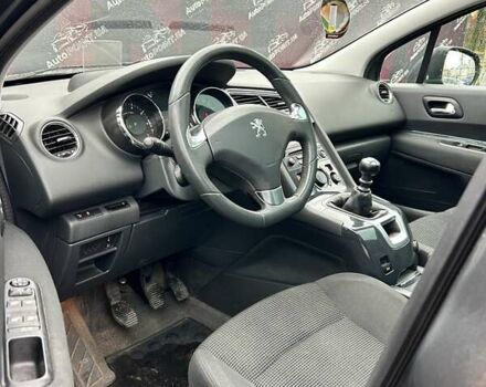 Сірий Пежо 5008, об'ємом двигуна 1.6 л та пробігом 254 тис. км за 8000 $, фото 22 на Automoto.ua
