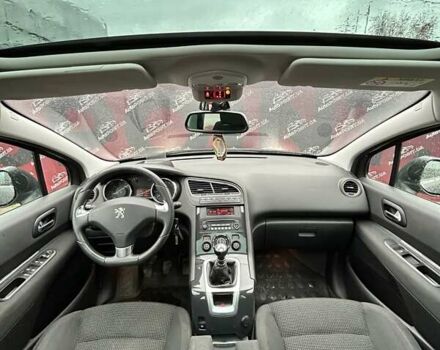 Сірий Пежо 5008, об'ємом двигуна 1.6 л та пробігом 254 тис. км за 8000 $, фото 20 на Automoto.ua