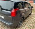 Серый Пежо 5008, объемом двигателя 1.6 л и пробегом 226 тыс. км за 10300 $, фото 2 на Automoto.ua