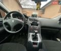 Серый Пежо 5008, объемом двигателя 1.6 л и пробегом 226 тыс. км за 10300 $, фото 8 на Automoto.ua