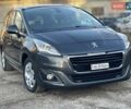 Серый Пежо 5008, объемом двигателя 2 л и пробегом 184 тыс. км за 11650 $, фото 1 на Automoto.ua