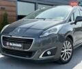 Серый Пежо 5008, объемом двигателя 2 л и пробегом 226 тыс. км за 10995 $, фото 2 на Automoto.ua