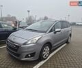 Серый Пежо 5008, объемом двигателя 1.6 л и пробегом 292 тыс. км за 9450 $, фото 1 на Automoto.ua