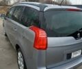 Серый Пежо 5008, объемом двигателя 1.6 л и пробегом 292 тыс. км за 9450 $, фото 4 на Automoto.ua