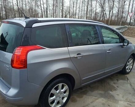 Серый Пежо 5008, объемом двигателя 1.6 л и пробегом 292 тыс. км за 9450 $, фото 2 на Automoto.ua