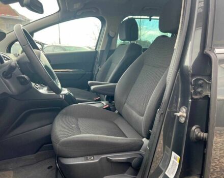 Серый Пежо 5008, объемом двигателя 1.6 л и пробегом 202 тыс. км за 10699 $, фото 12 на Automoto.ua