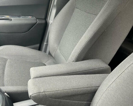 Сірий Пежо 5008, об'ємом двигуна 1.56 л та пробігом 263 тис. км за 11200 $, фото 19 на Automoto.ua