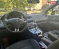 Серый Пежо 5008, объемом двигателя 1.6 л и пробегом 147 тыс. км за 9600 $, фото 20 на Automoto.ua