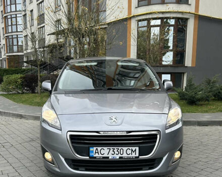 Сірий Пежо 5008, об'ємом двигуна 1.56 л та пробігом 263 тис. км за 11200 $, фото 1 на Automoto.ua