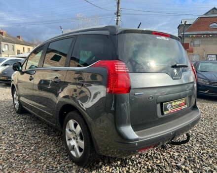 Серый Пежо 5008, объемом двигателя 1.6 л и пробегом 202 тыс. км за 10699 $, фото 5 на Automoto.ua