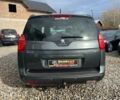 Серый Пежо 5008, объемом двигателя 1.6 л и пробегом 202 тыс. км за 10699 $, фото 4 на Automoto.ua