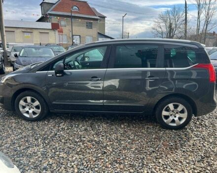 Серый Пежо 5008, объемом двигателя 1.6 л и пробегом 202 тыс. км за 10699 $, фото 3 на Automoto.ua