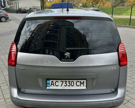 Сірий Пежо 5008, об'ємом двигуна 1.56 л та пробігом 263 тис. км за 11200 $, фото 6 на Automoto.ua