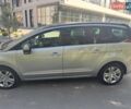 Серый Пежо 5008, объемом двигателя 1.6 л и пробегом 147 тыс. км за 9600 $, фото 2 на Automoto.ua