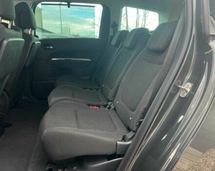 Серый Пежо 5008, объемом двигателя 1.6 л и пробегом 202 тыс. км за 10699 $, фото 14 на Automoto.ua